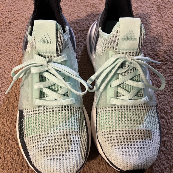 adidas Ultraboost 19 W, Running Shoes for Women size 8 semi new I accept offers - Picture 10 of 11